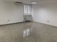 Izdavanje, poslovni prostor, 72m², Bar, Crna Gora - image 8