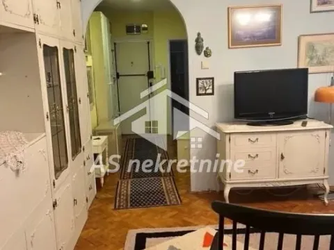 Izdavanje, trosoban stan, 90m², Tašmajdan, Palilula Sve Podlokacije - image 26