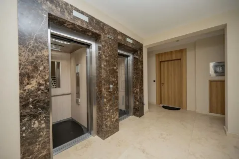 Rent, two bedroom apartment, 85m², Preko Morače, Podgorica - image 16