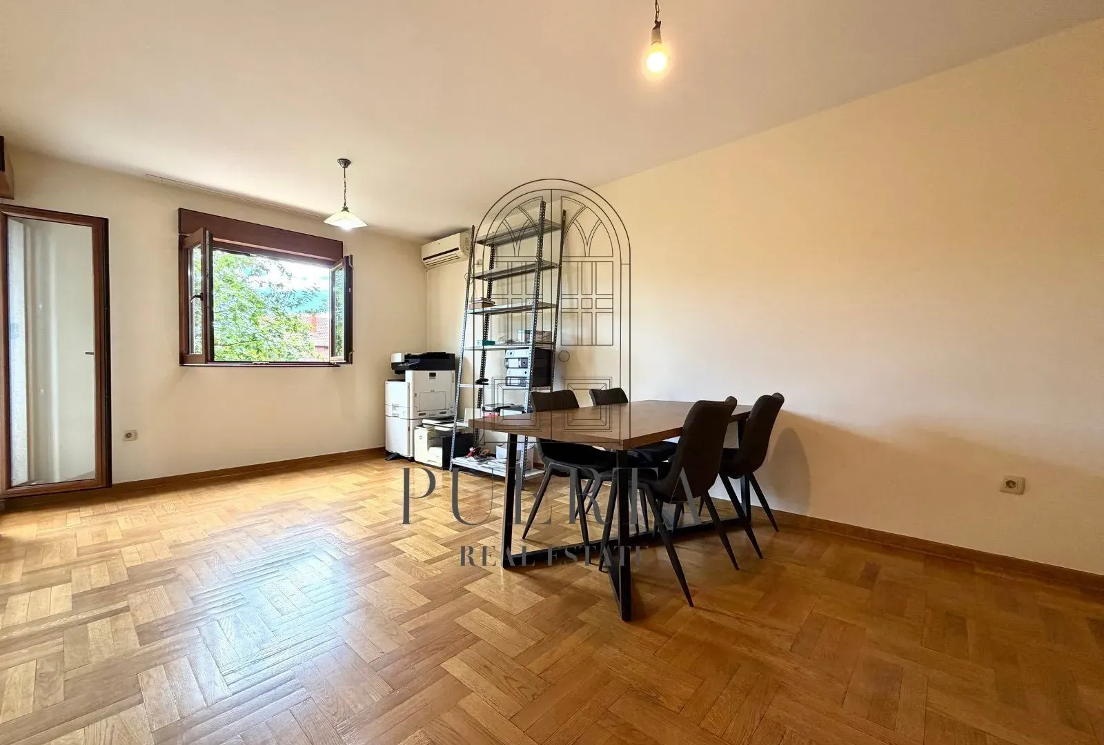 Prodaja, dvosoban stan, 64m², Stari Aerodrom, Podgorica