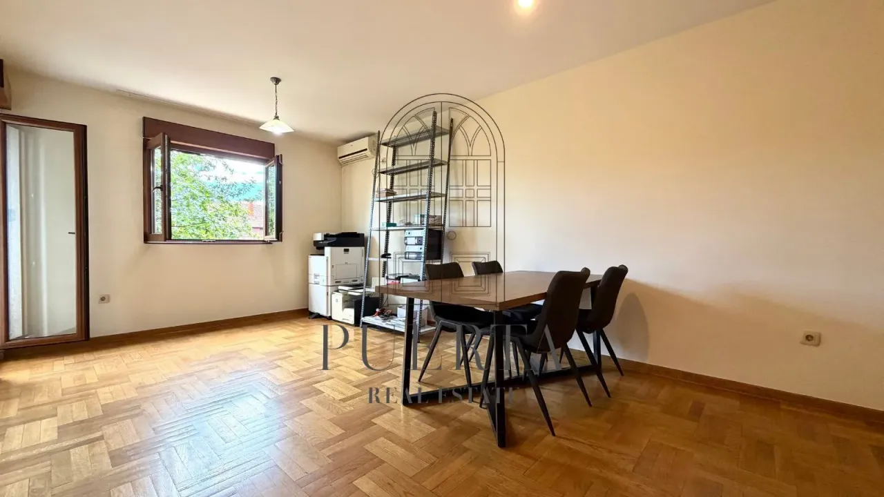 Prodaja, dvosoban stan, 64m², Stari Aerodrom, Podgorica