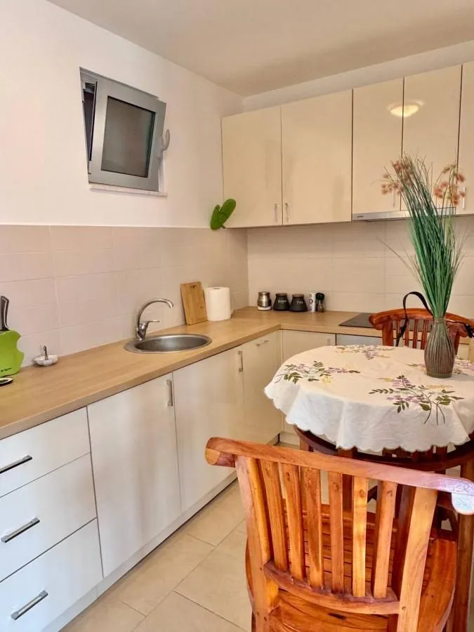 Prodaja, jednosoban stan, 63m², Đenovići, Herceg Novi