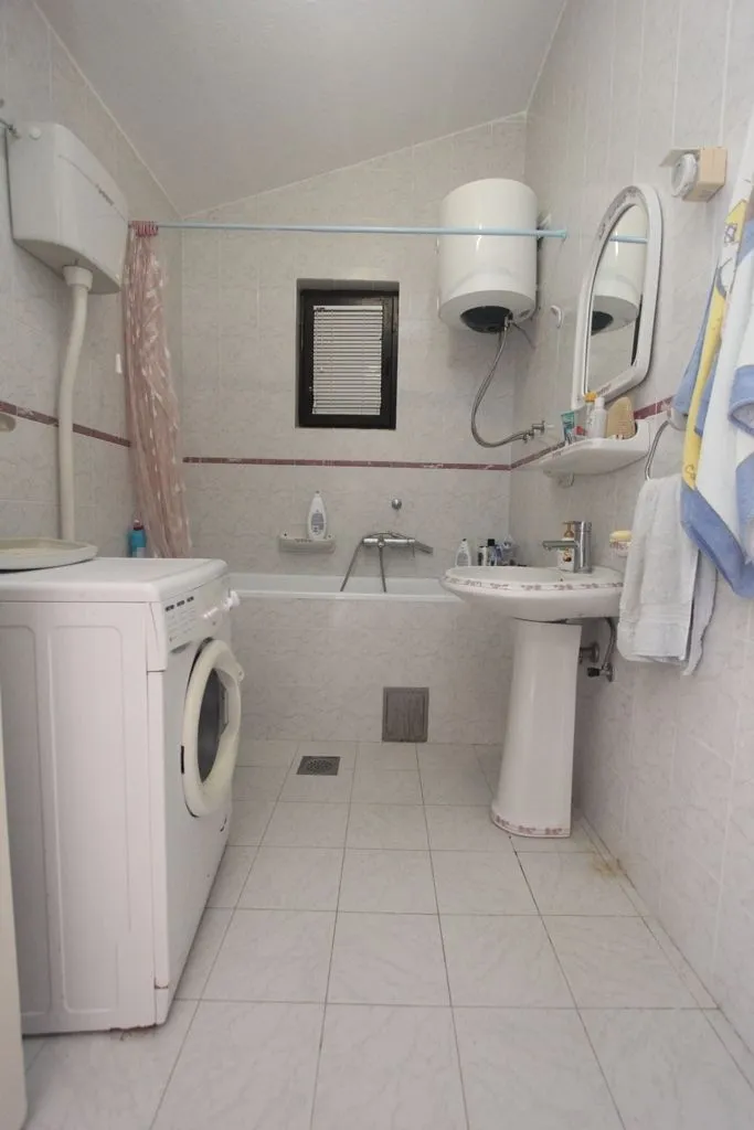 Sale, house, 100m², Reževići, Budva