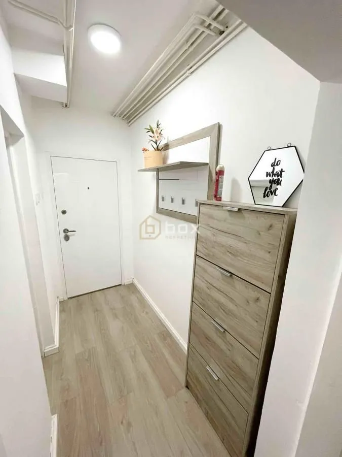 Prodaja, trosoban stan, 50m², Medijana, Niš