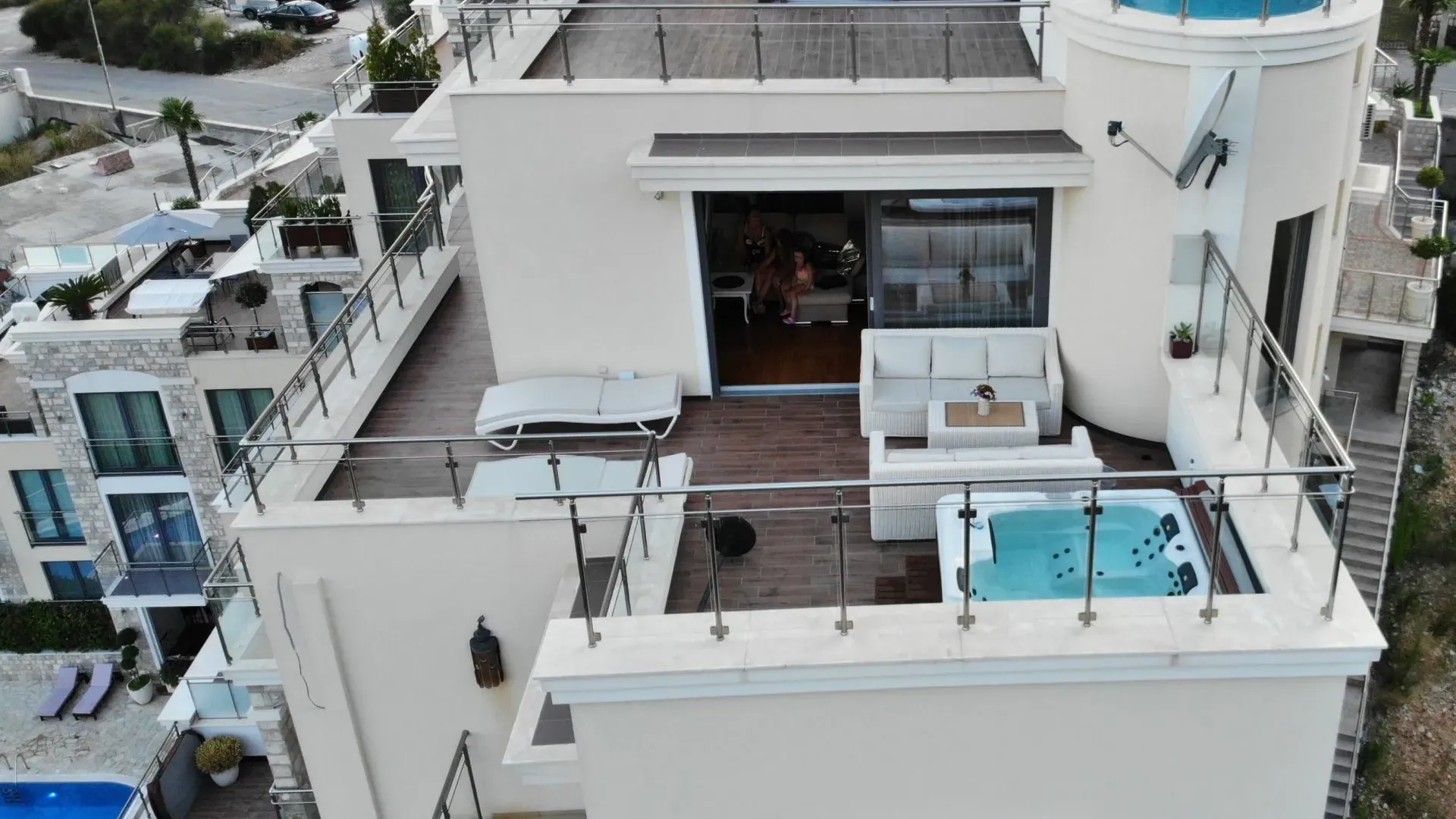 Sale, apartment, 126m², Bečići, Budva