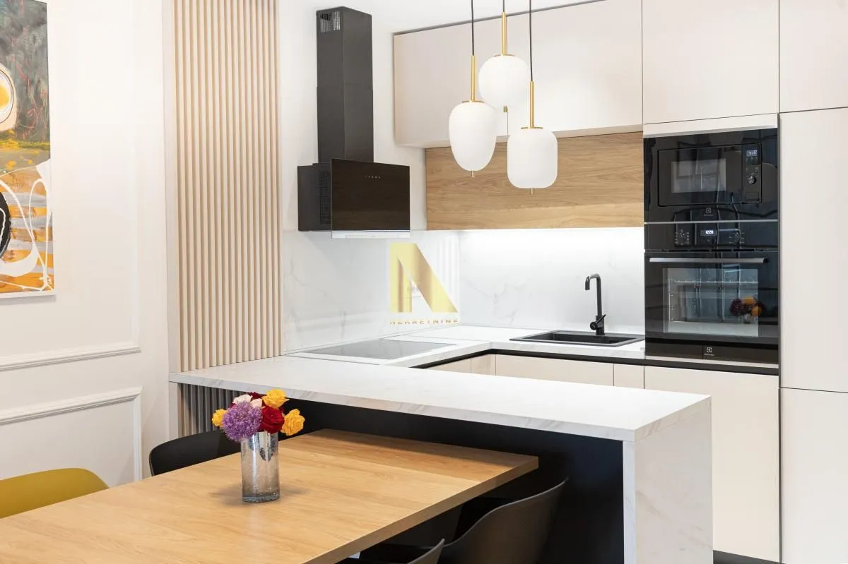 Prodaja, dvosoban stan, 51m², Grbavica, Novi Sad Sve Podlokacije