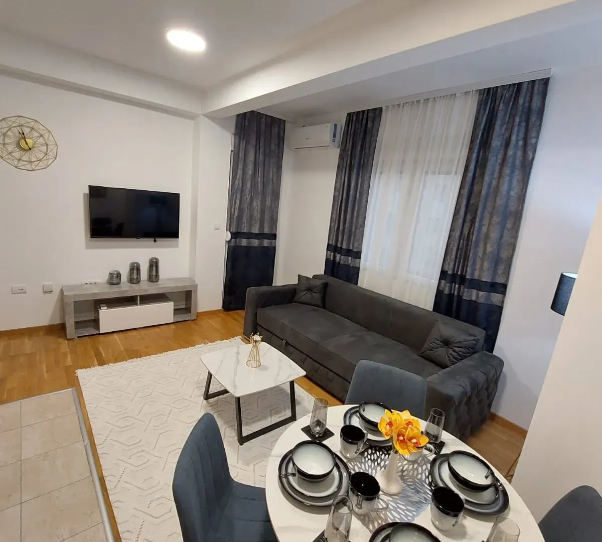 Prodaja, jednosoban stan, 40m², Ljubović, Podgorica