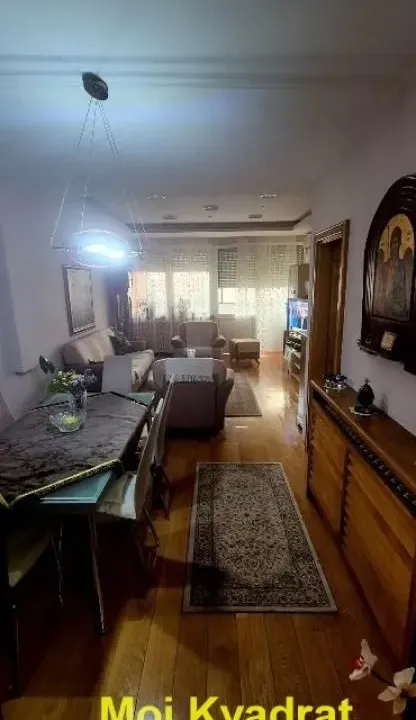 Prodaja, kuća, 250m², Voždovac Sve Podlokacije, Beograd