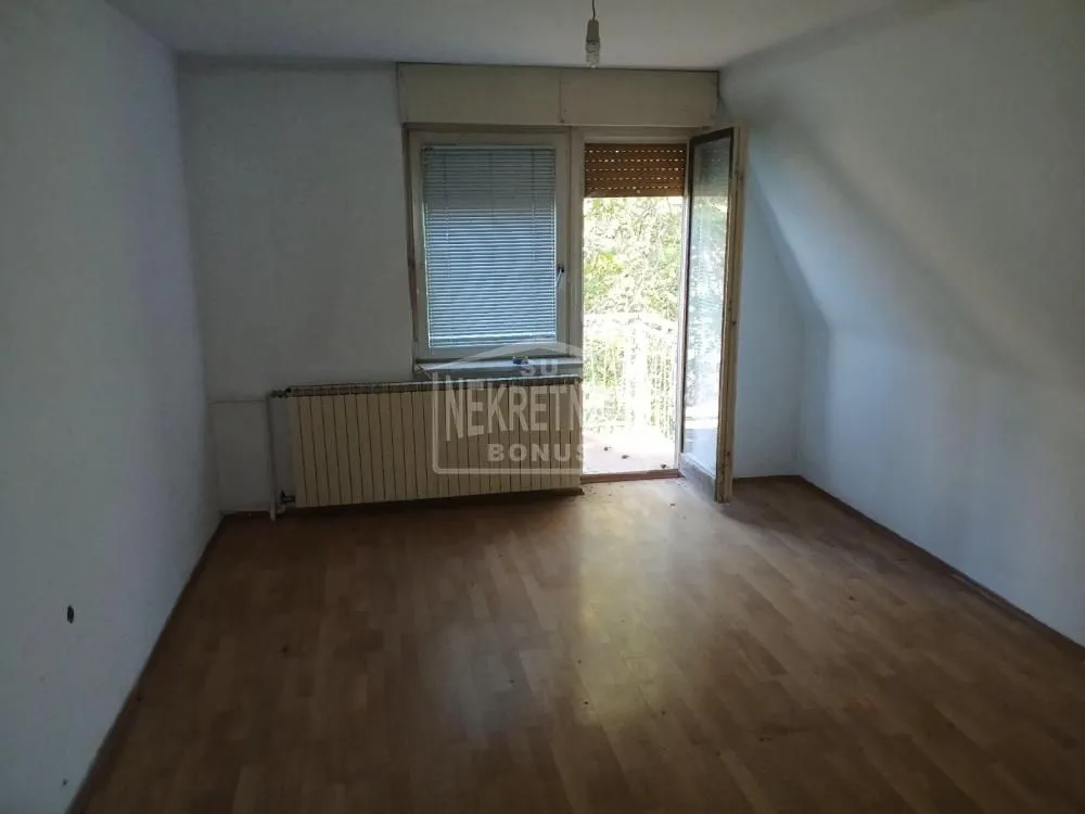 Prodaja, kuća, 258m², Mali Radanovac, Subotica