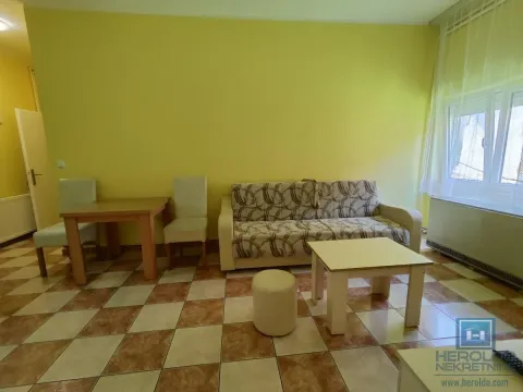 Prodaja, jednosoban stan, 45m², Centar, Jagodina - image 5