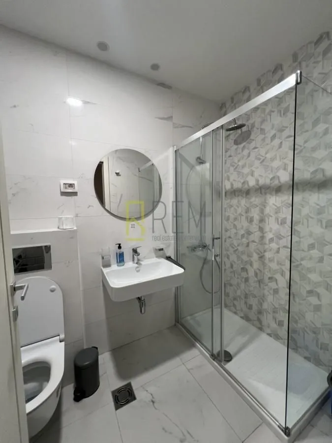 Prodaja, jednosoban stan, 49m², Central Point, Podgorica
