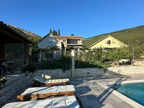 Prodaja, kuća, 110m², Gradiošnica, Tivat - image 2