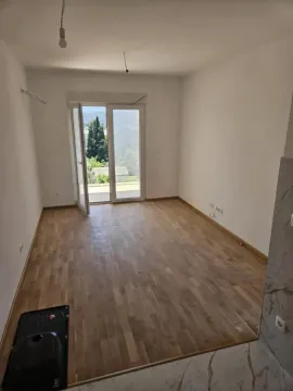 Sale, one bedroom apartment, 42m², Bar, Crna Gora - image 2