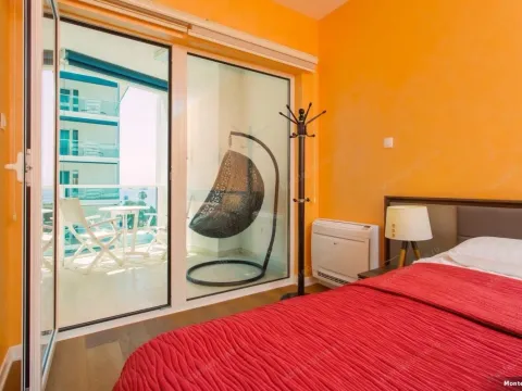 Sale, one bedroom apartment, 78m², Budva, Crna Gora - image 15