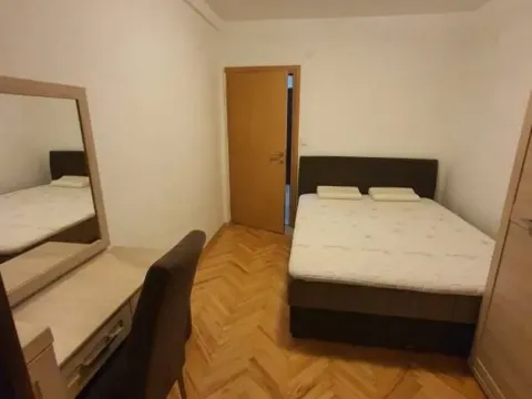 Izdavanje, jednosoban stan, 48m², Centar, Budva - image 7