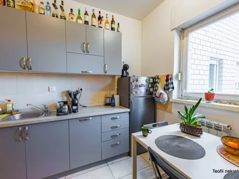 Prodaja, jednosoban stan, 37m², Novi Beograd Blok 63, Novi Beograd Sve Podlokacije - image 5