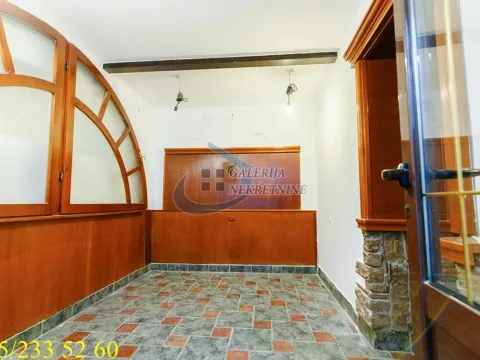 Izdavanje, poslovni prostor, 200m², Skadarlija, Beograd - image 10