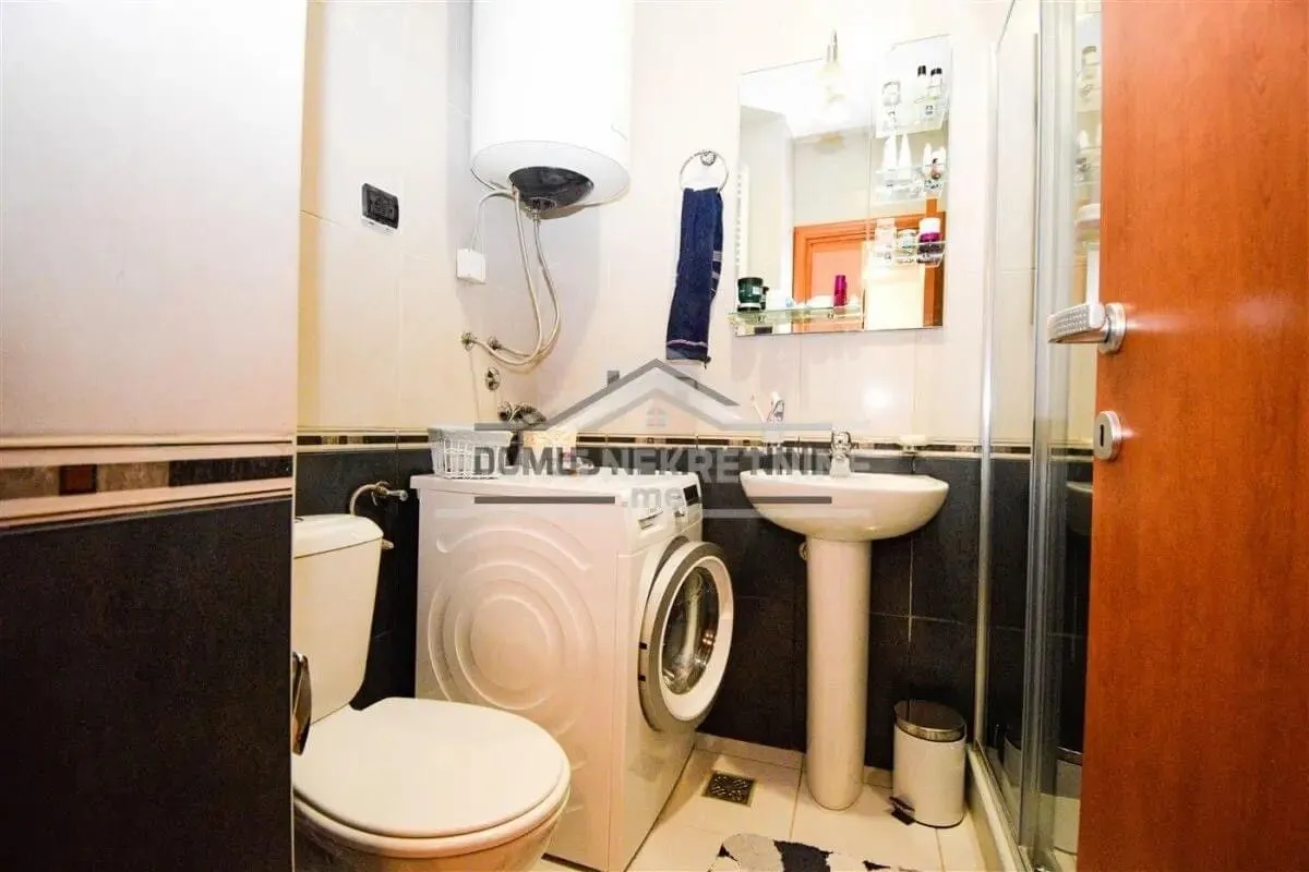 Rent, one bedroom apartment, 54m², Krivi Most, Podgorica