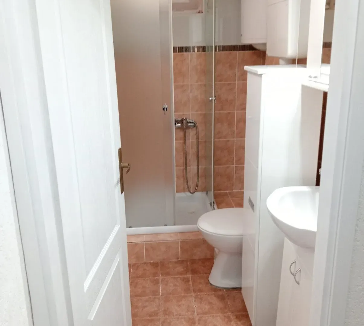 Izdavanje, dvosoban stan, 36m², Sajmište, Novi Sad