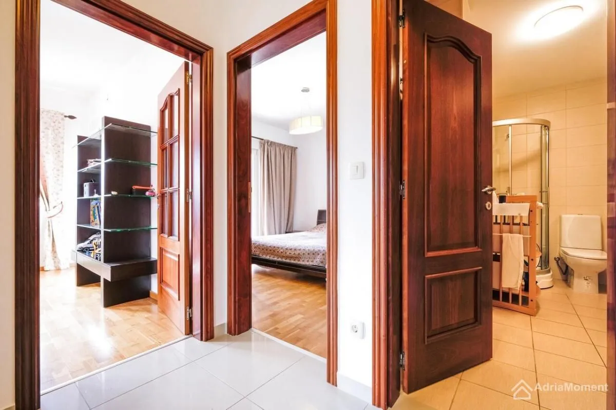 Sale, one bedroom apartment, 64m², Centar, Budva