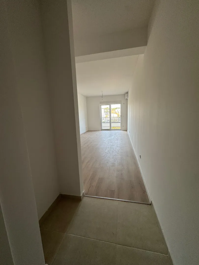 Prodaja, dvosoban stan, 72m², Velika Plaža, Ulcinj