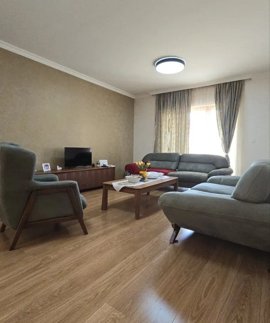 Prodaja, kuća, 200m², Podgorica, Crna Gora
