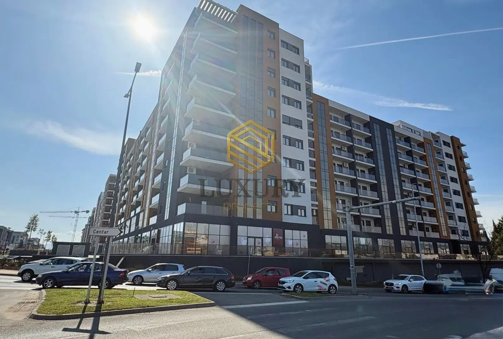 Rent, office space, 275m², Stari Aerodrom, Podgorica