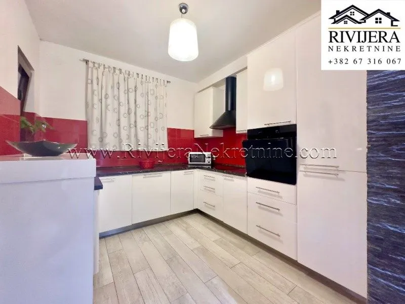 Prodaja, kuća, 289m², Dobrota, Kotor
