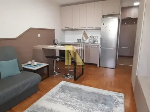 Izdavanje, garsonjera, 27m², Salajka, Novi Sad Sve Podlokacije - image 4