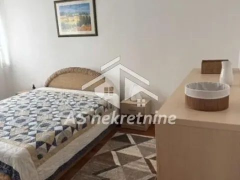 Rent, four bedroom apartment, 79m², Autokomanda, Voždovac Sve Podlokacije - image 11