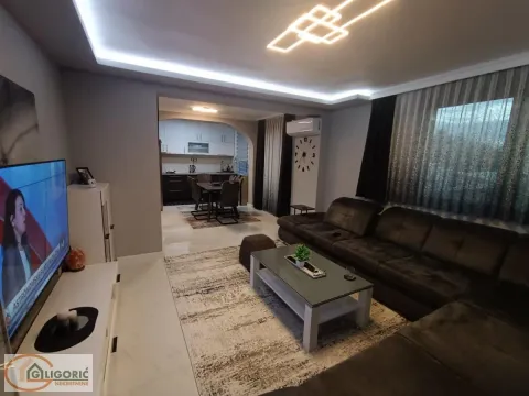 Sale, house, 346m², Strelište, Pančevo - image 9