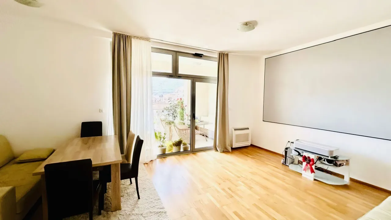 Sale, four bedroom apartment, 150m², Rozino, Budva
