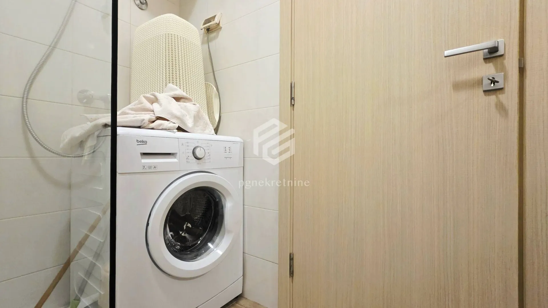 Izdavanje, jednosoban stan, 47m², City Kvart, Podgorica