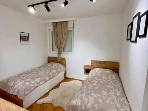 Rent, apartment, 65m², Drpe Mandića, Podgorica - image 2