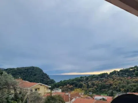 Prodaja, jednosoban stan, 46m², Petrovac, Budva - image 1