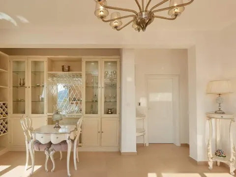 Prodaja, trosoban stan, 150m², Budva, Crna Gora - image 21