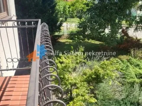 Sale, house, 320m², Rušanj, Beograd - image 13