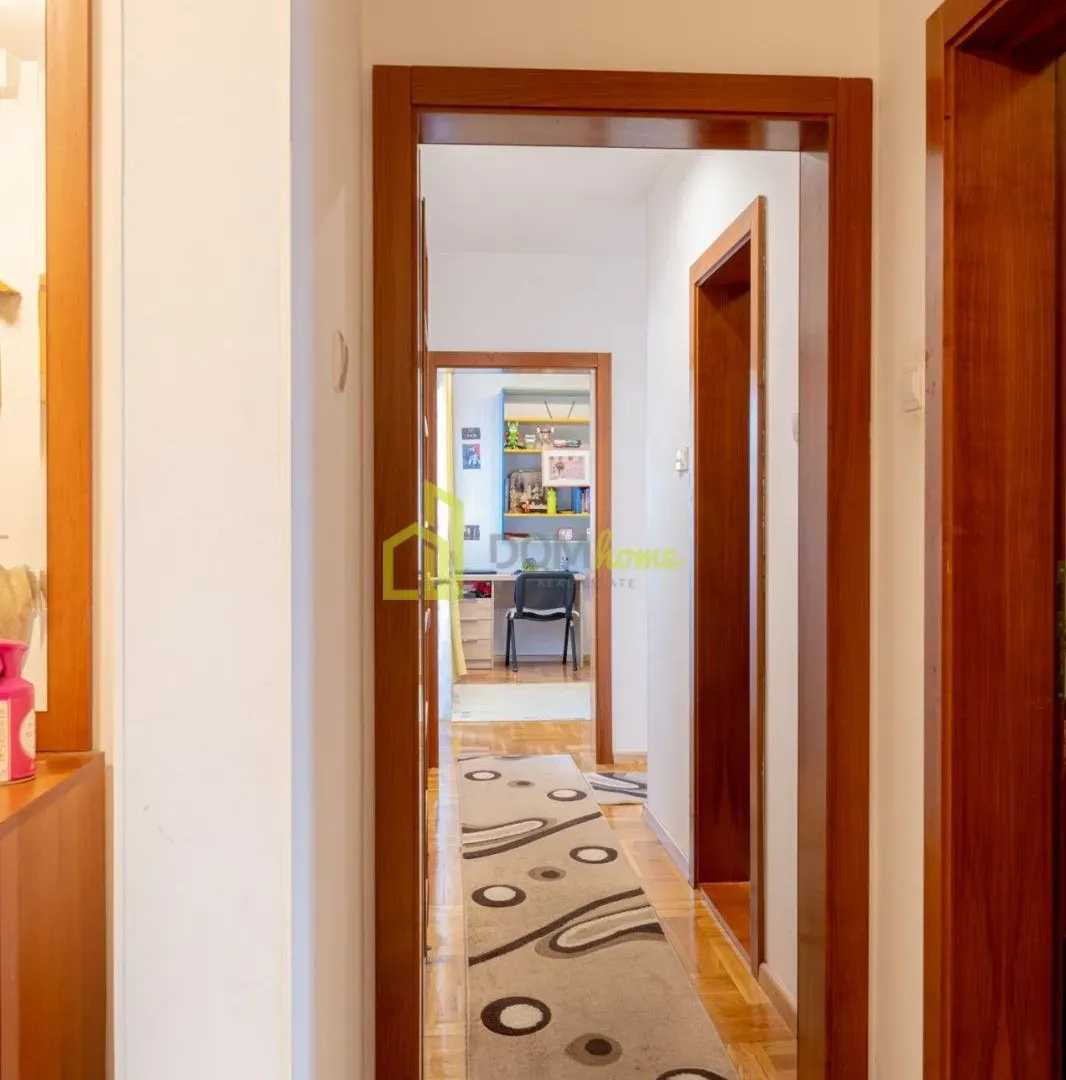 Prodaja, trosoban stan, 134m², Blok 9, Podgorica