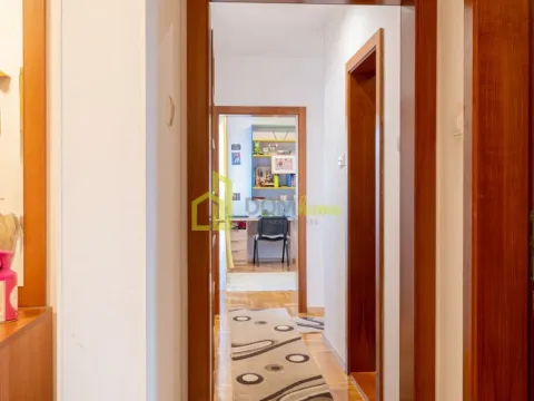 Prodaja, trosoban stan, 134m², Blok 9, Podgorica - image 20