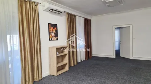 Rent, office space, 72m², Kalenić Pijaca, Vračar Sve Podlokacije - image 9