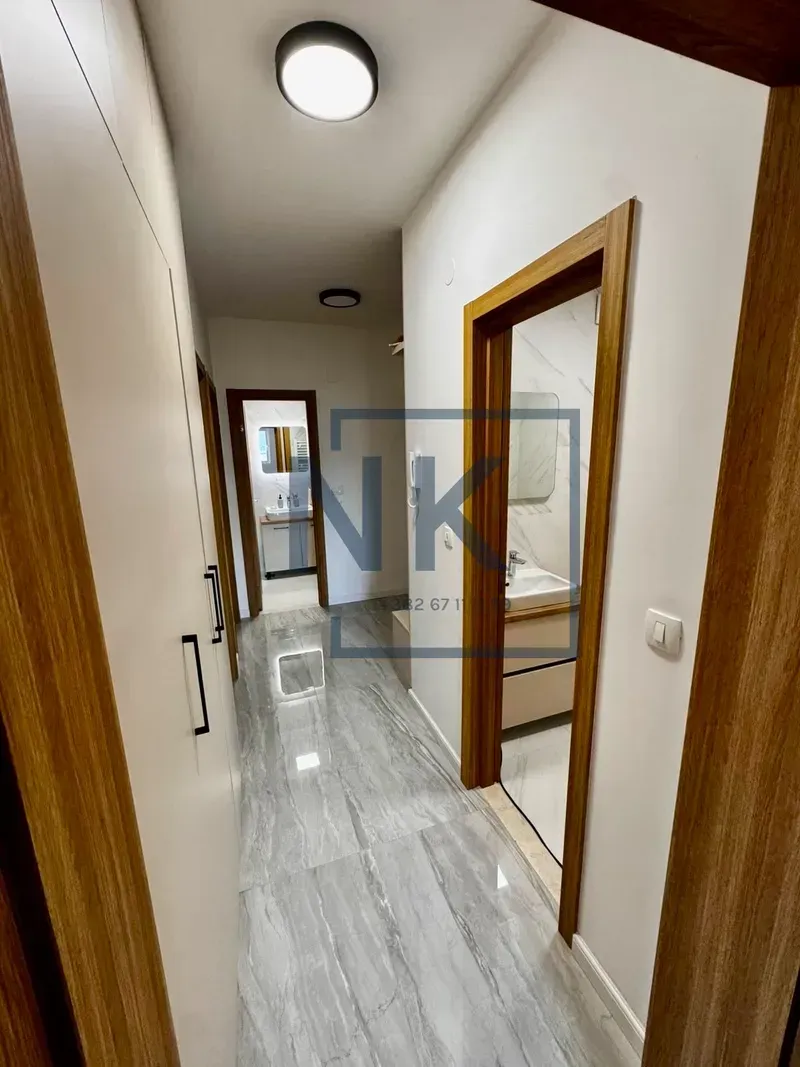 Prodaja, dvosoban stan, 72m², New City, Podgorica