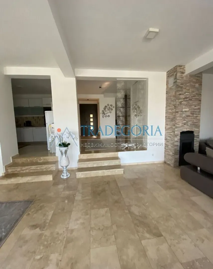 Prodaja, kuća, 300m², Bar, Crna Gora