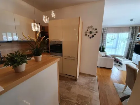 Sale, three bedroom apartment, 89m², Budva, Crna Gora - image 5