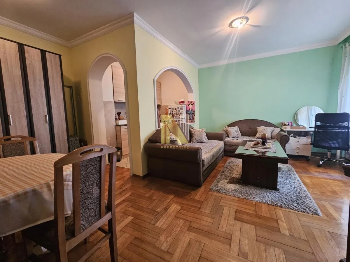 Prodaja, garsonjera, 30m², Socijalno, Novi Sad Sve Podlokacije