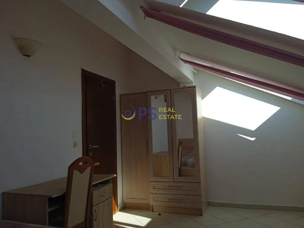 Prodaja, trosoban stan, 100m², Bar, Crna Gora