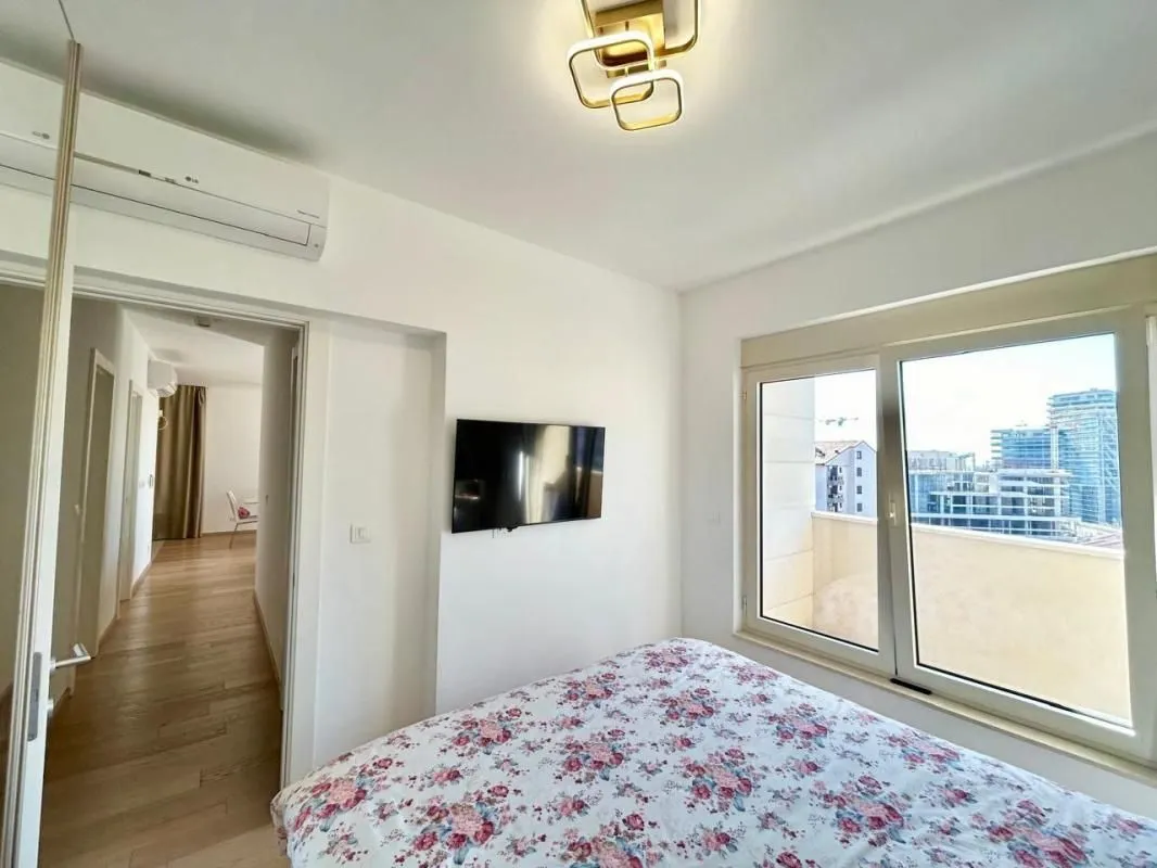 Prodaja, dvosoban stan, 71m², Budva, Crna Gora