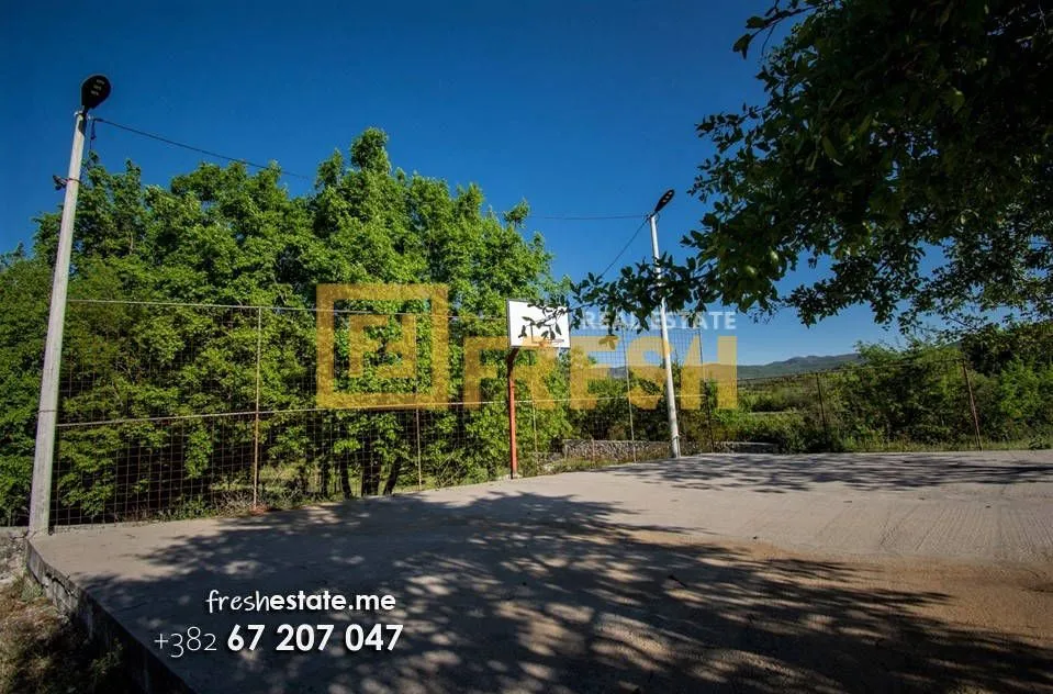 Prodaja, kuća, 10699m², Ostalo, Podgorica