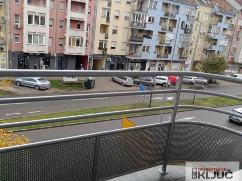 Izdavanje, garsonjera, 28m², Sajmište, Novi Sad - image 4