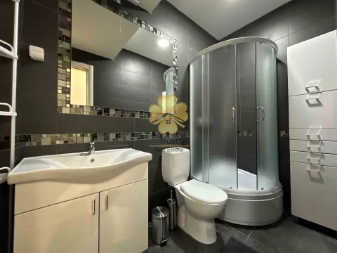 Izdavanje, dvosoban stan, 75m², Zabjelo, Podgorica - image 11