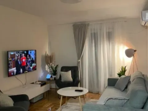 Izdavanje, jednosoban stan, 45m², City Kvart, Podgorica - image 5